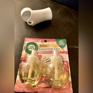 Vanilla & Pink Papaya Air Wick Essential Oils & Glade Warmer